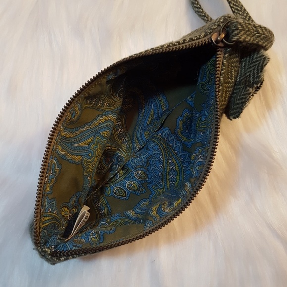 Old Navy Wristlet - Picture 3 of 3